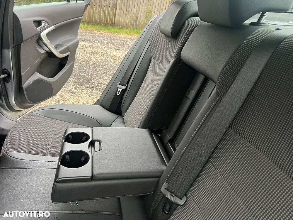 Opel Insignia 2.0 CDTI Edition Aut. - 10
