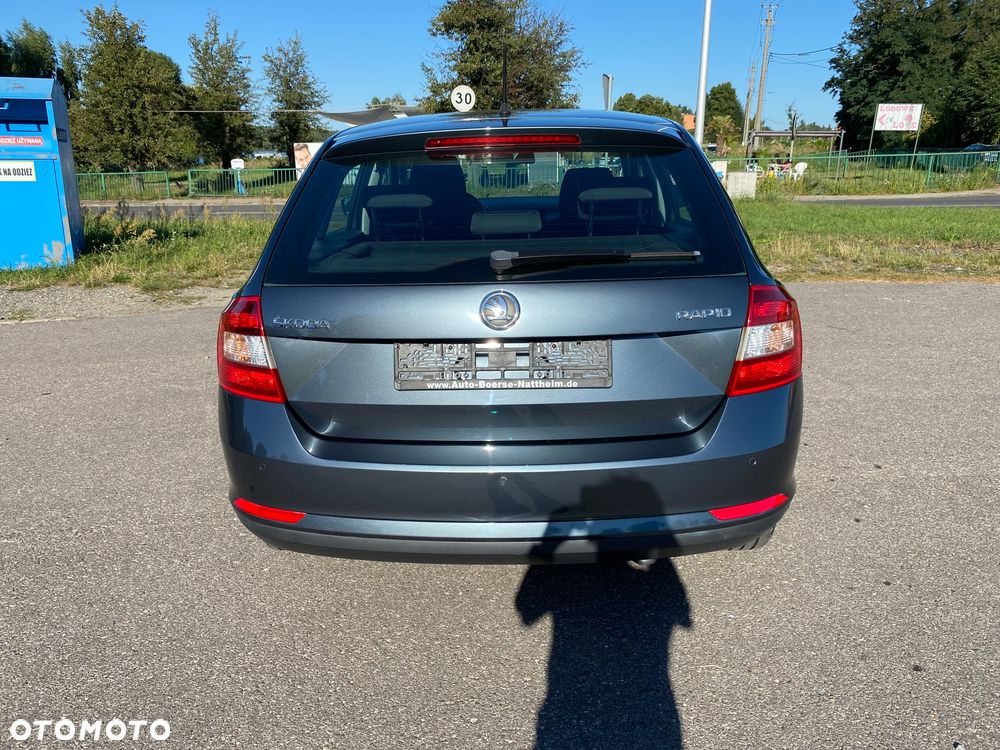 Skoda RAPID - 16