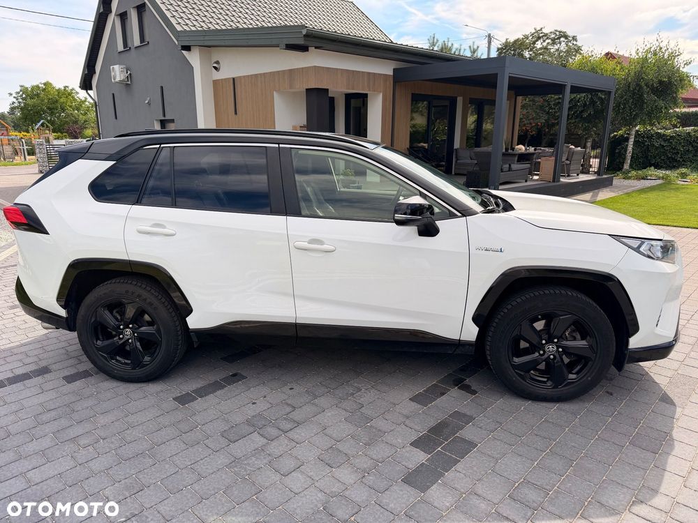 Toyota RAV4 - 3