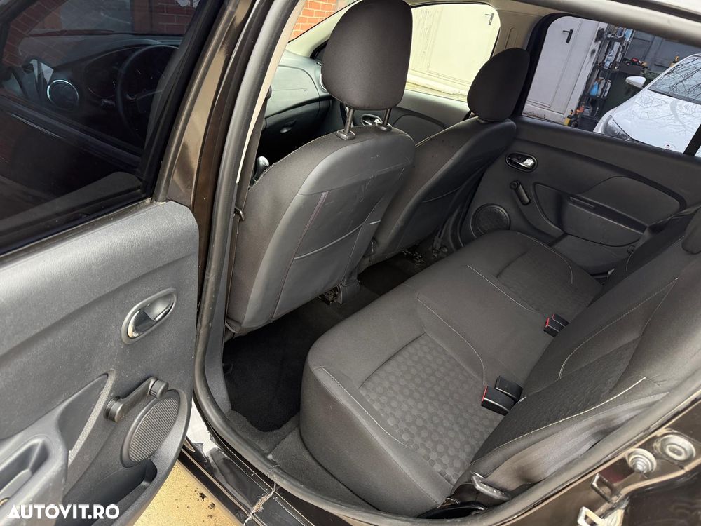 Dacia Sandero - 6