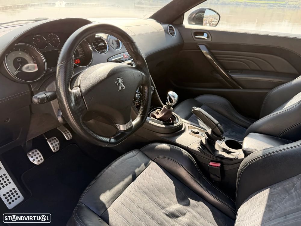 Peugeot RCZ 1.6 200 THP Red Carbon - 33