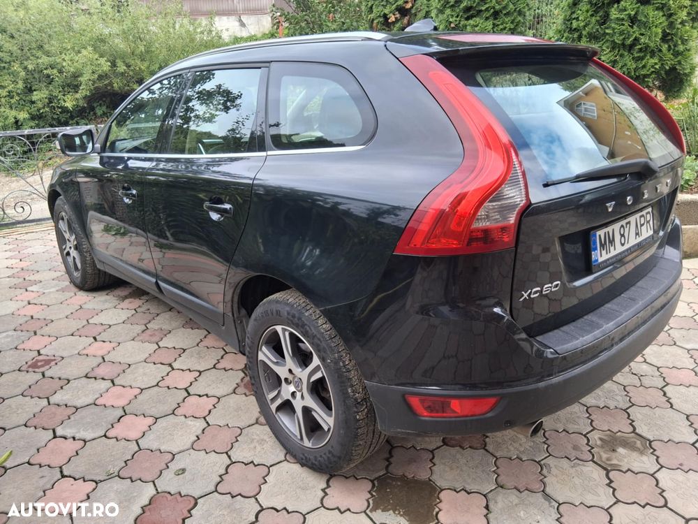 Volvo XC 60 D5 AWD Aut. Summum - 5