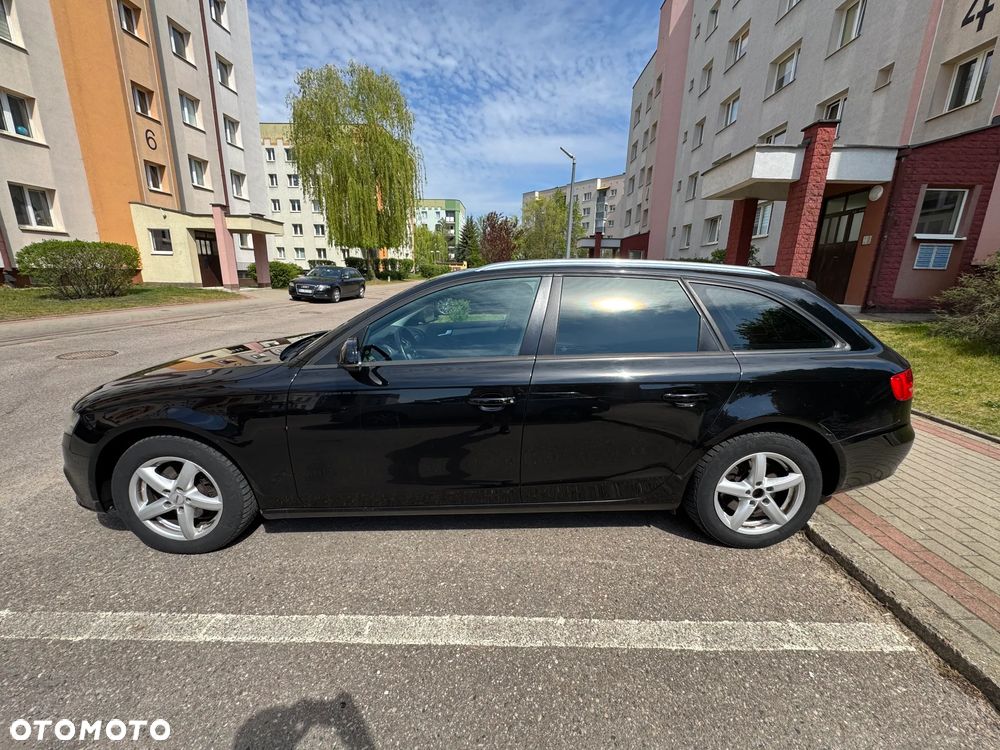 Audi A4 Avant 2.0 TDI DPF Ambiente - 4