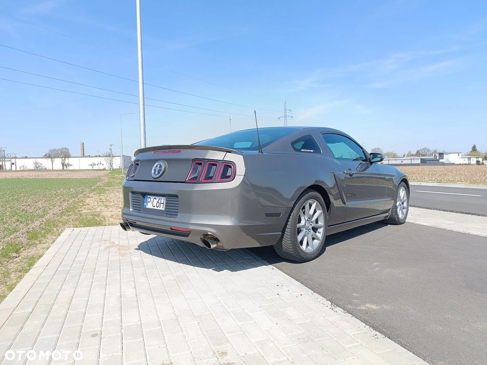 Ford Mustang 3.7 V6 - 9