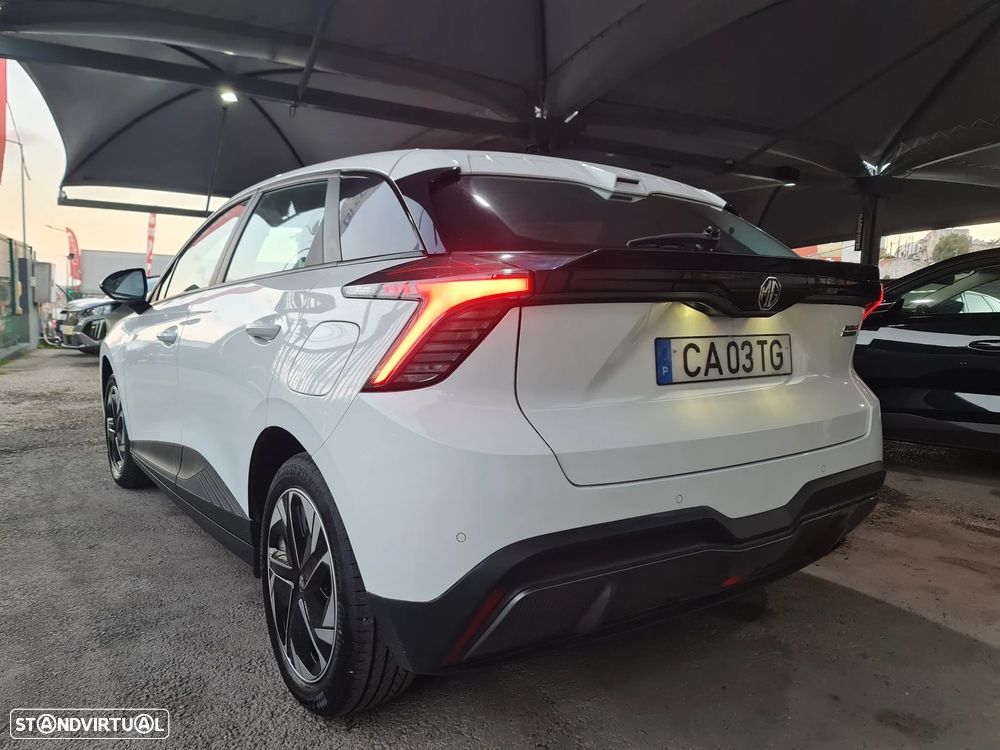 MG MG4 4 Standard - 5