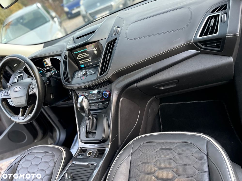 Ford Kuga 2.0 TDCi 4x4 Vignale - 17