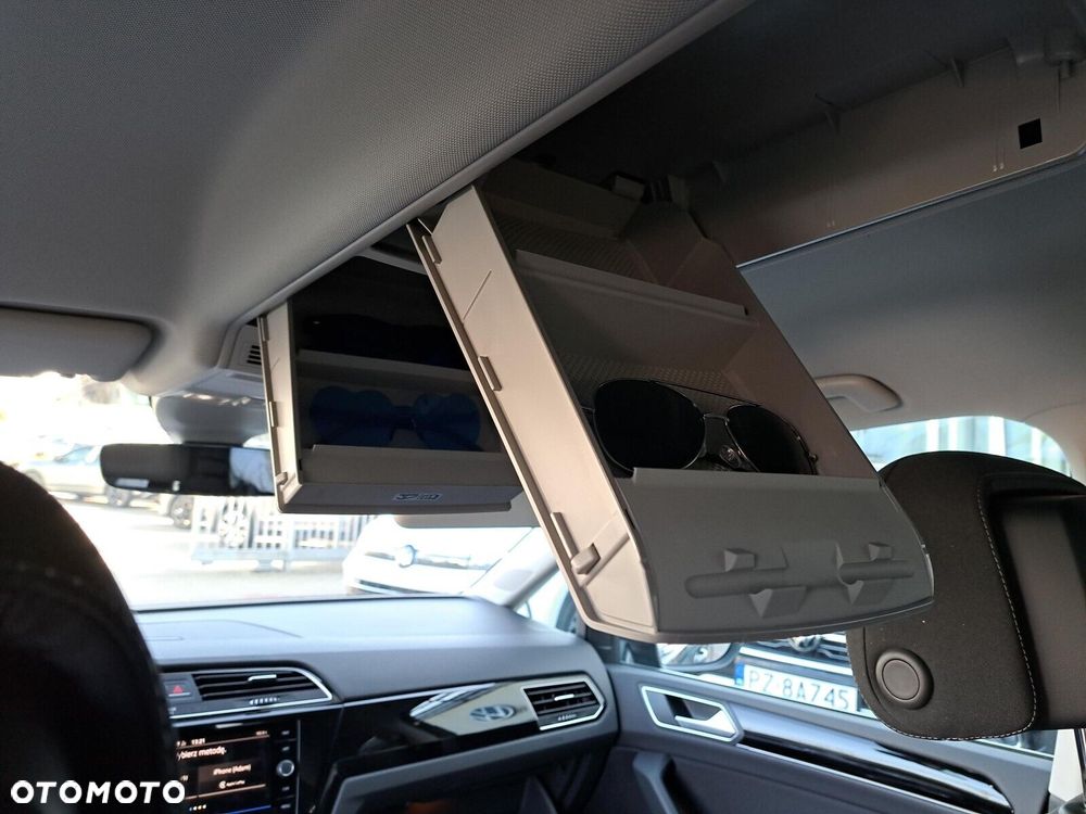 Volkswagen Touran - 40