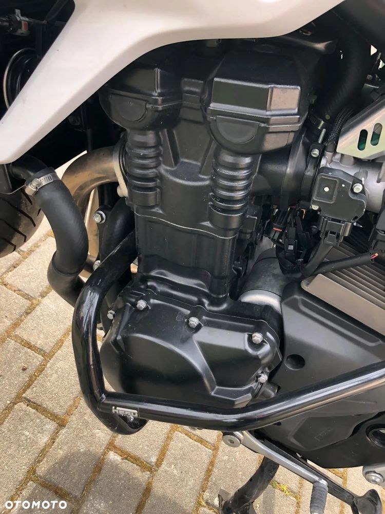 Suzuki Bandit - 11