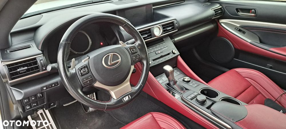 Lexus RC 200t / 300 F Sport - 19