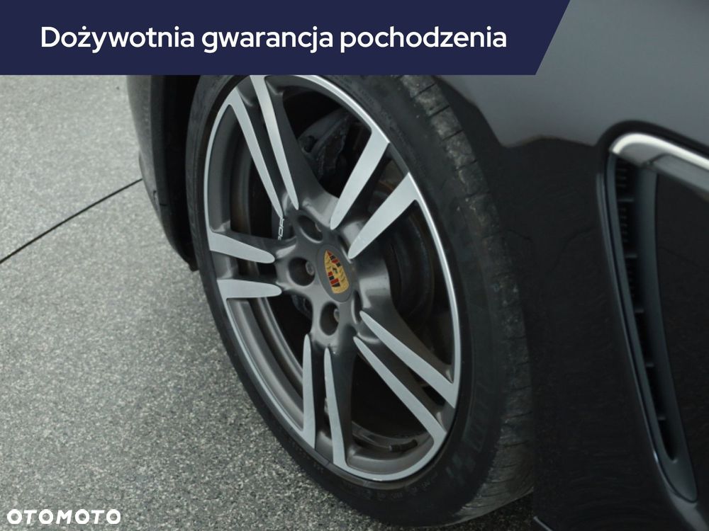 Porsche Panamera - 21