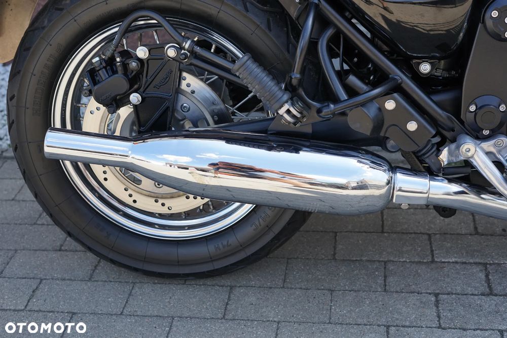 Triumph Thunderbird - 9