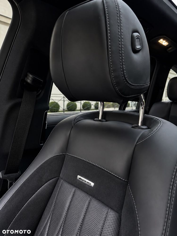 Mercedes-Benz GLS - 17