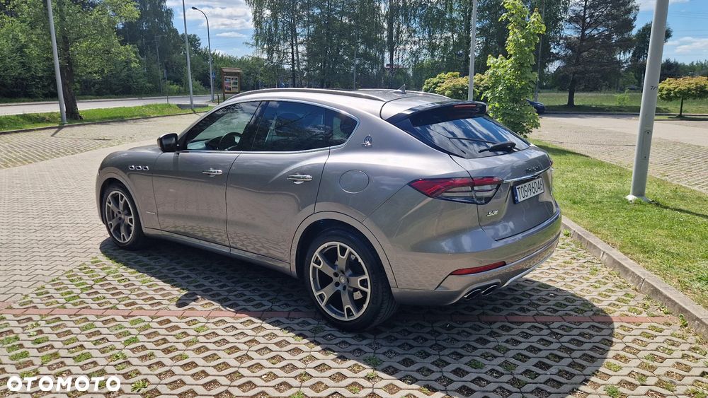Maserati Levante S Q4 GranLusso - 11