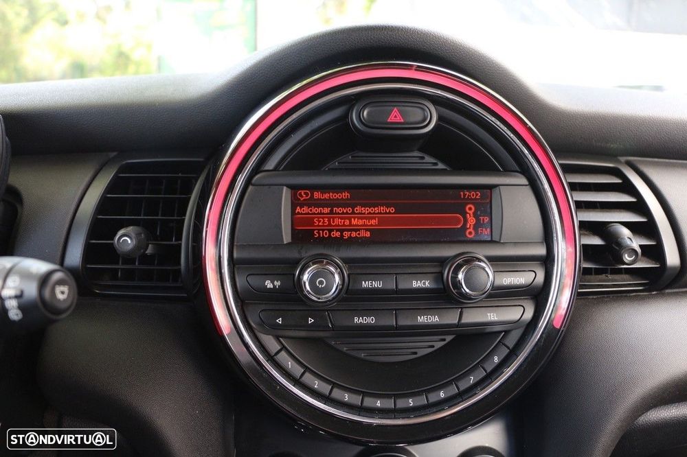 MINI 3 Portas One - 28