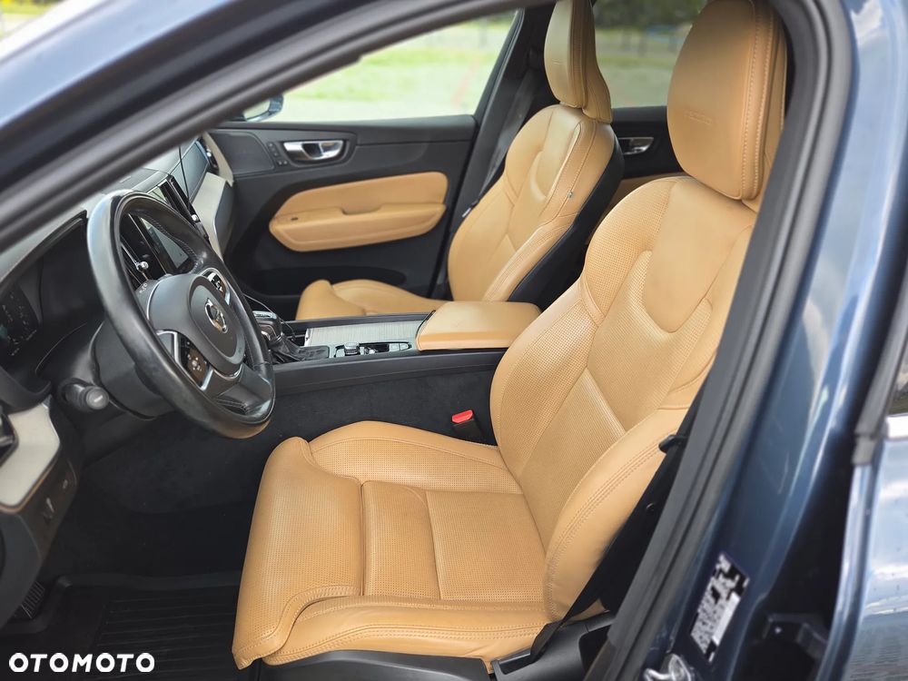 Volvo XC 60 T6 AWD Inscription - 17