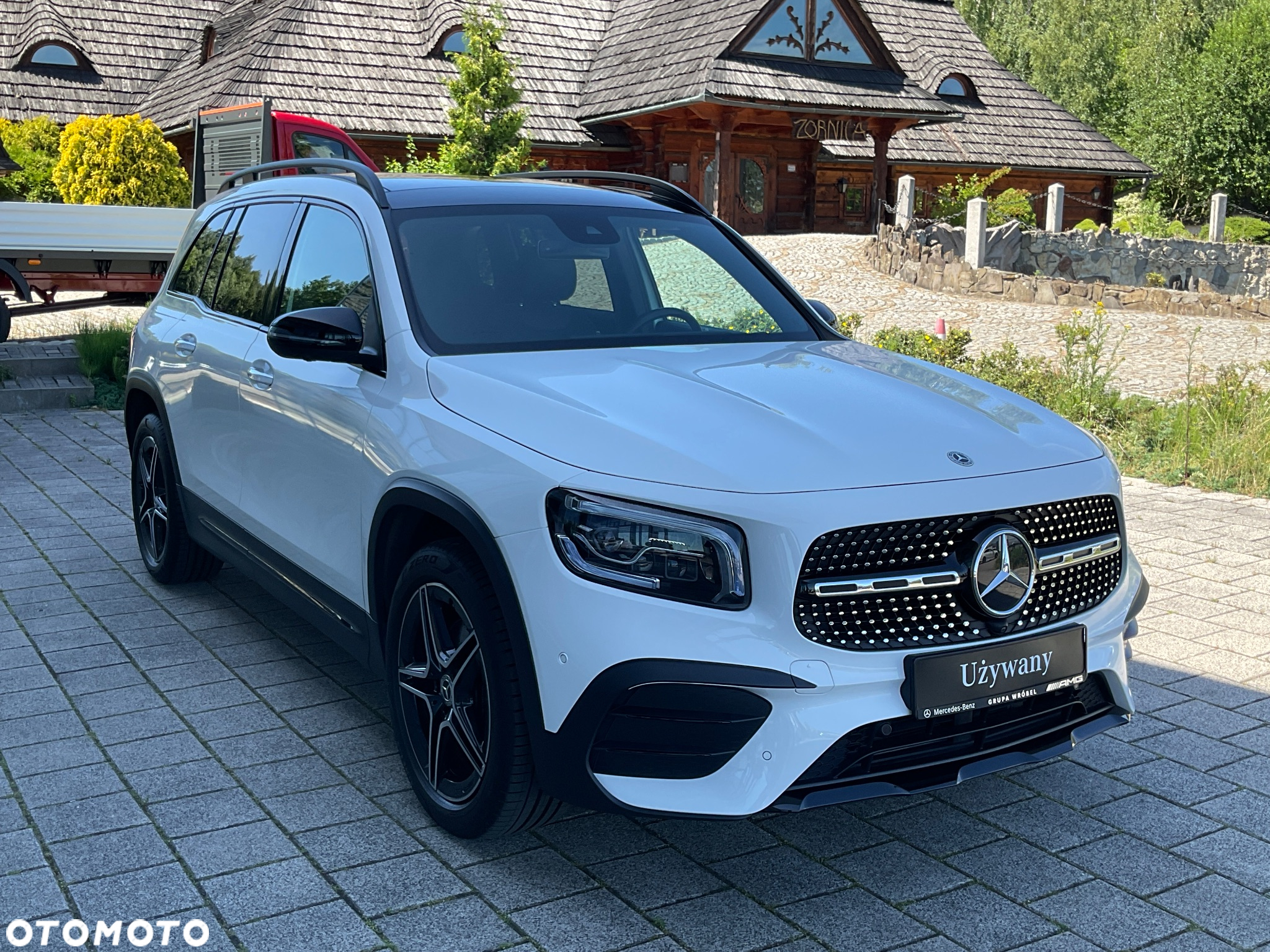 Mercedes-Benz GLB 200 AMG Line 7G-DCT - 3
