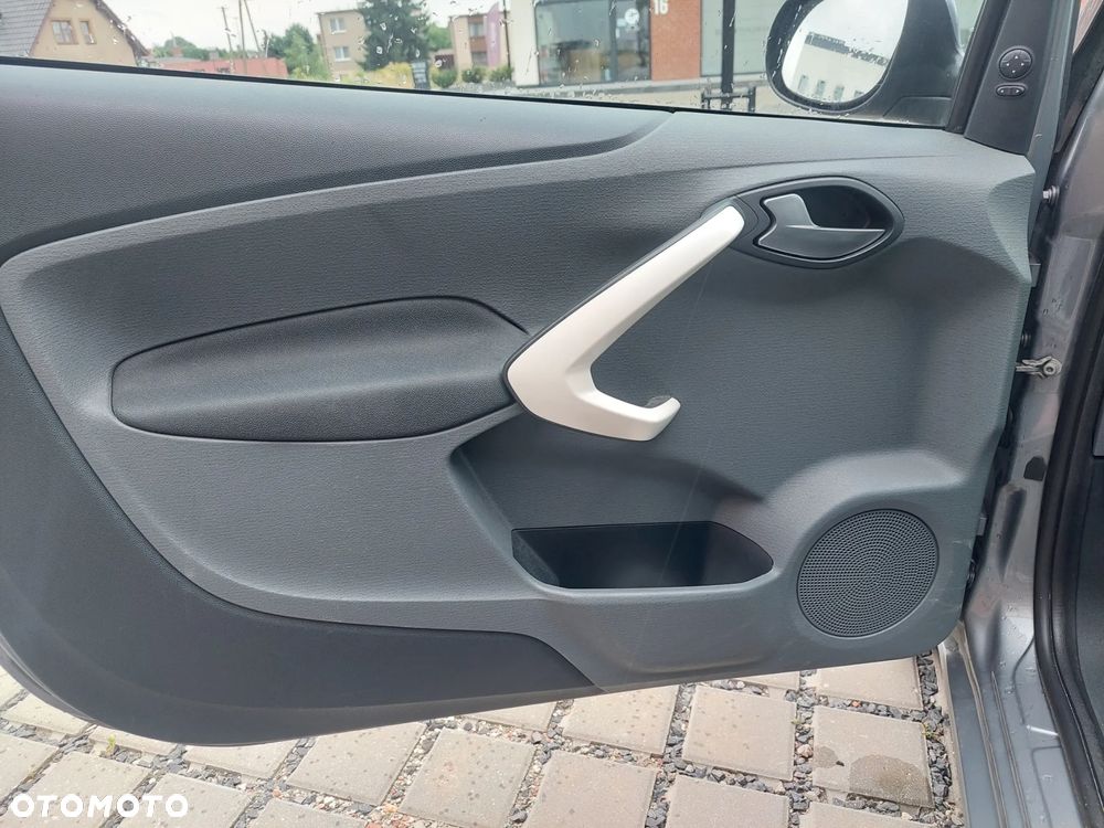 Ford KA - 20