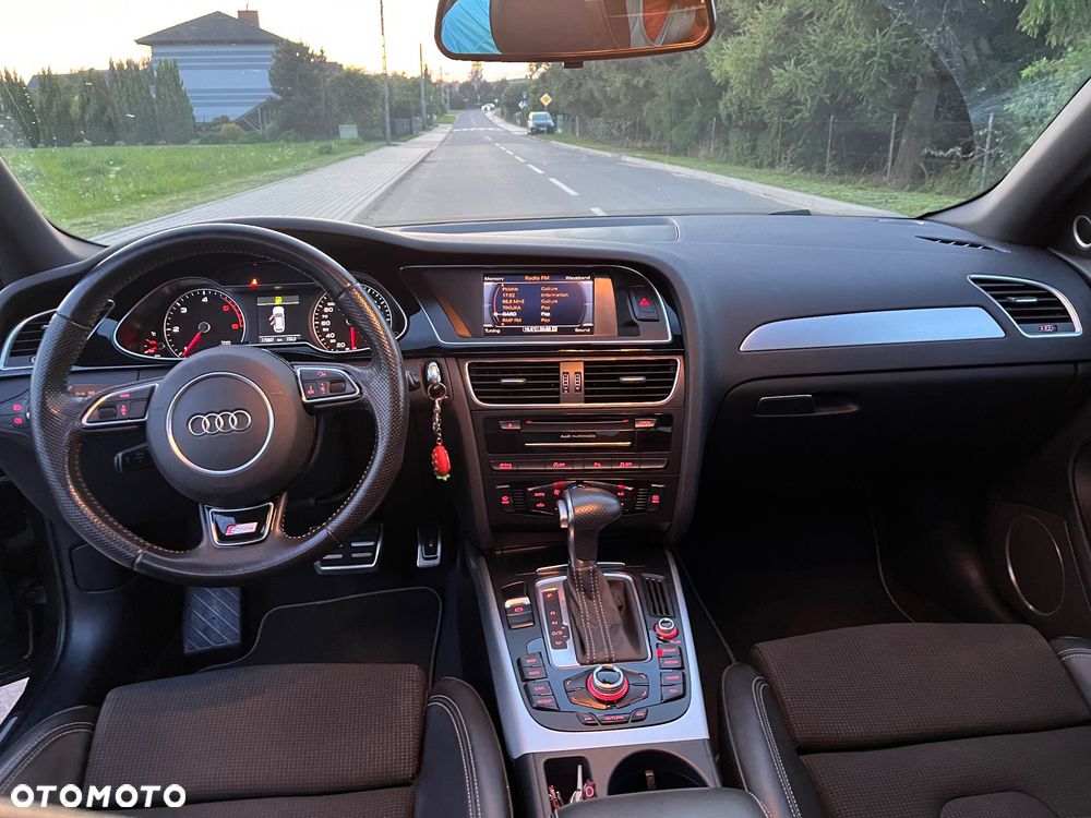 Audi A4 Avant 2.0 TDI DPF clean diesel multitronic S line Sportpaket - 19