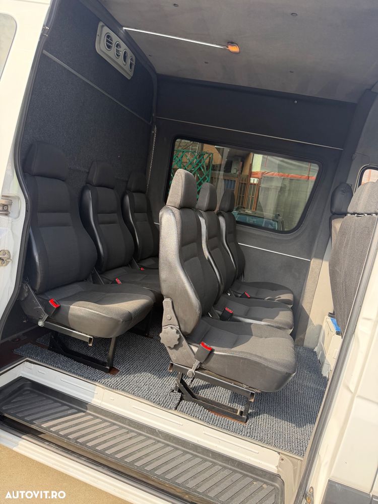 Mercedes-Benz Sprinter - 5