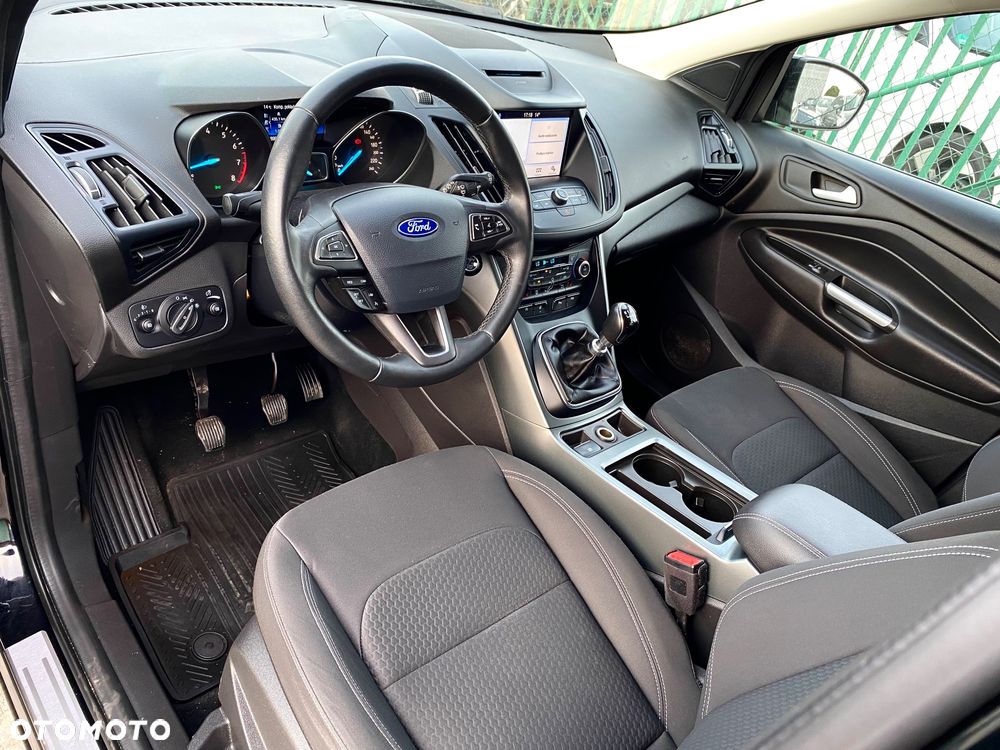 Ford Kuga - 6