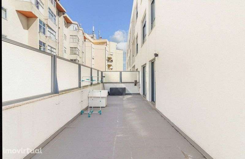 Apartamento T2 mobiliado em Vila - Grande imagem: 5/6