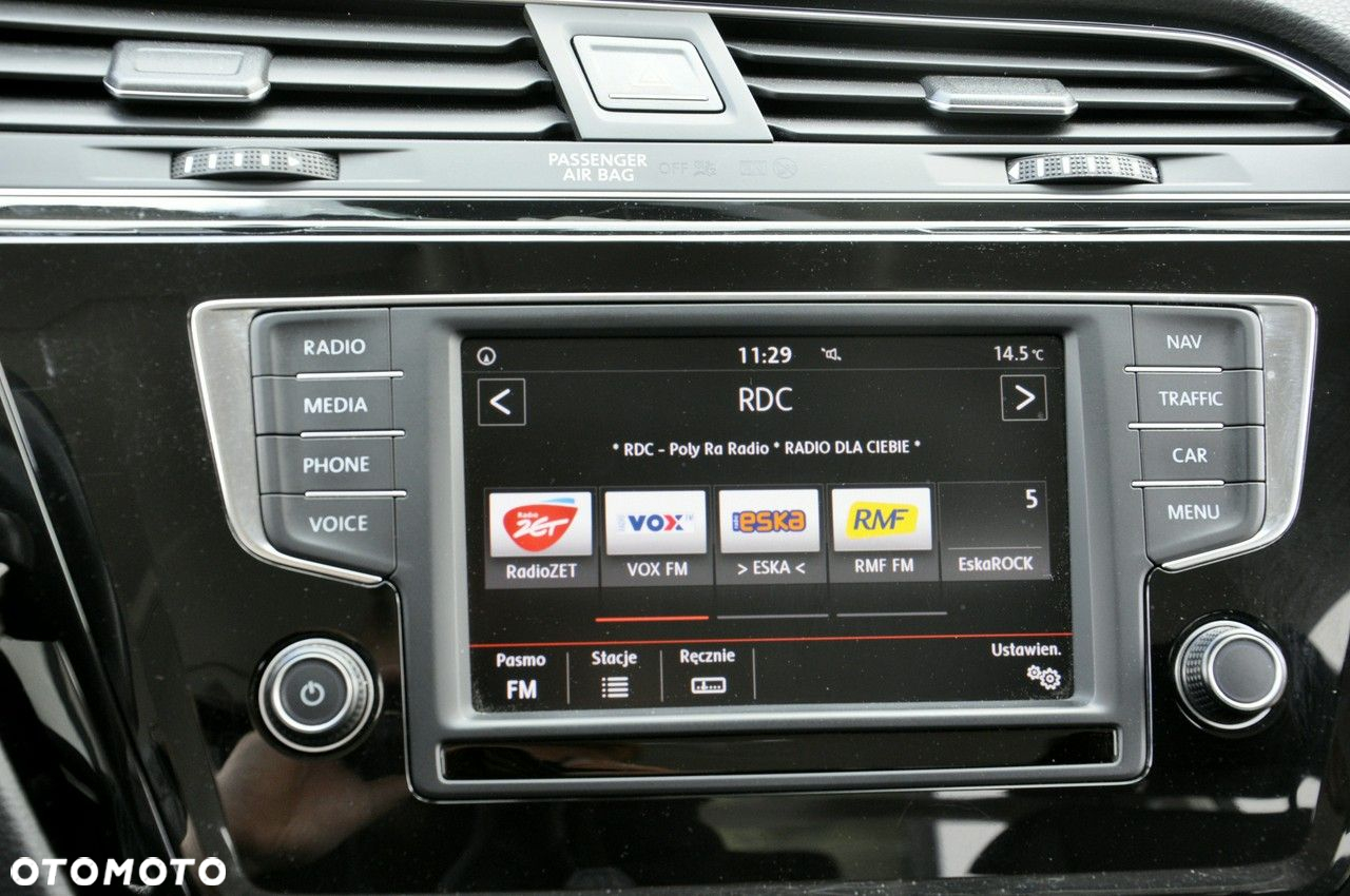 Volkswagen Touran 1.6 TDI SCR BlueMotion Technology DSG Comfortline - 18