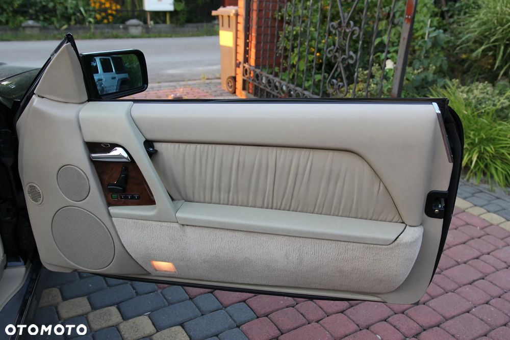 Mercedes-Benz SL 500 - 15