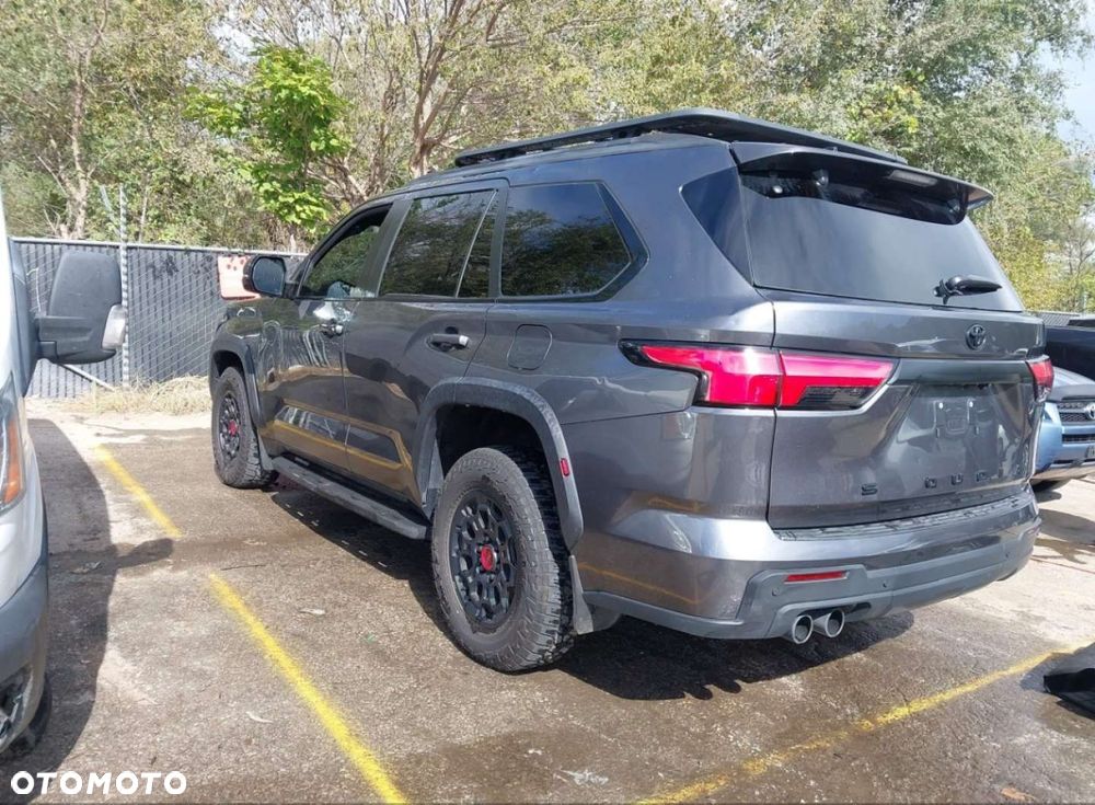 Toyota Sequoia 2024 photo 5