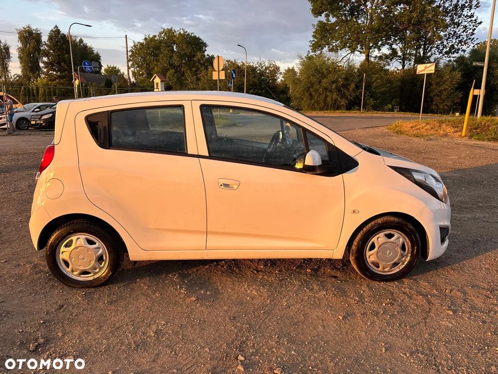 Chevrolet Spark 1.0 - 5