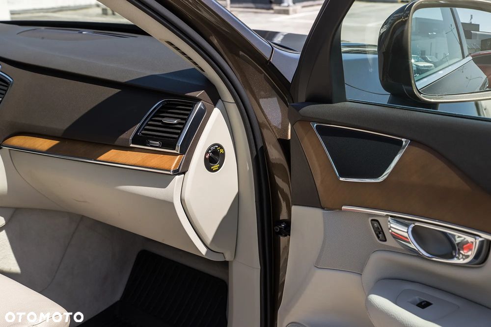Volvo XC 90 D4 Geartronic Momentum - 33