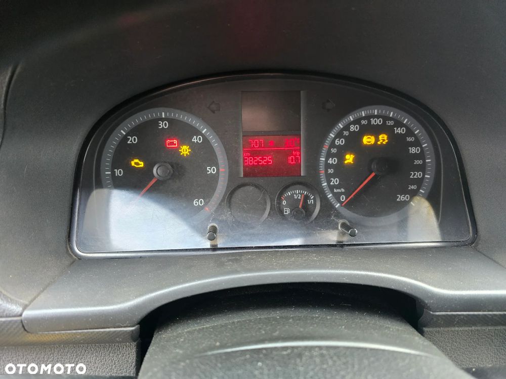 Volkswagen CADDY - 7