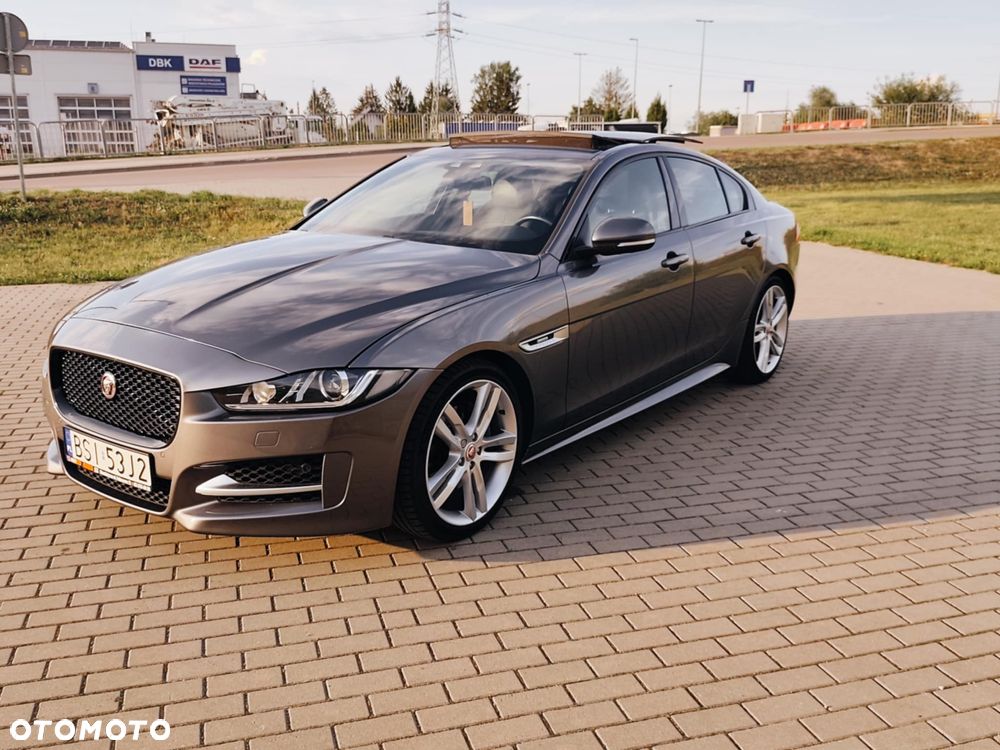 Jaguar XE 20d R-Sport - 1