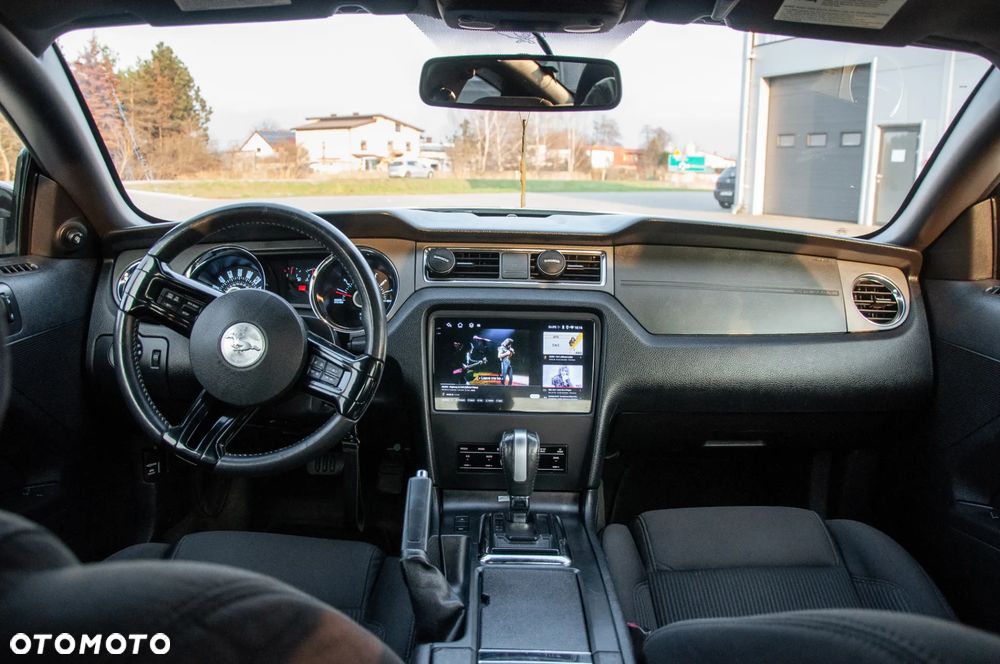 Ford Mustang 3.7 V6 - 8