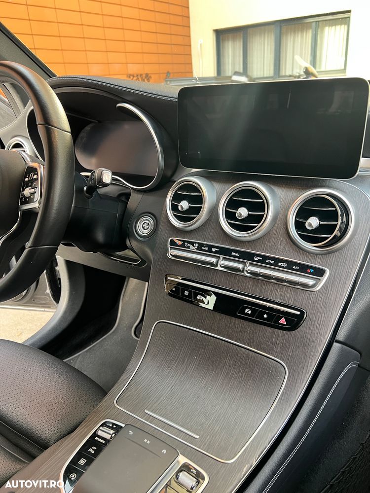 Mercedes-Benz GLC 220 d 4MATIC - 32
