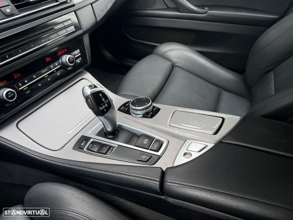 BMW 520 d Pack M Auto - 27