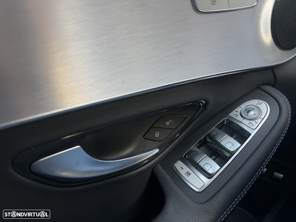 Mercedes-Benz C 300 e AMG Line - 25