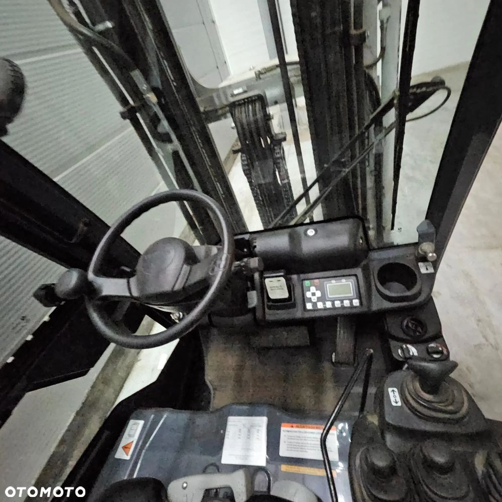 Toyota Jak NOWY wózek widłowy TOYOTA 8FBEK16T tylko 305mth Triplex Kabina 4 sekcje - 3