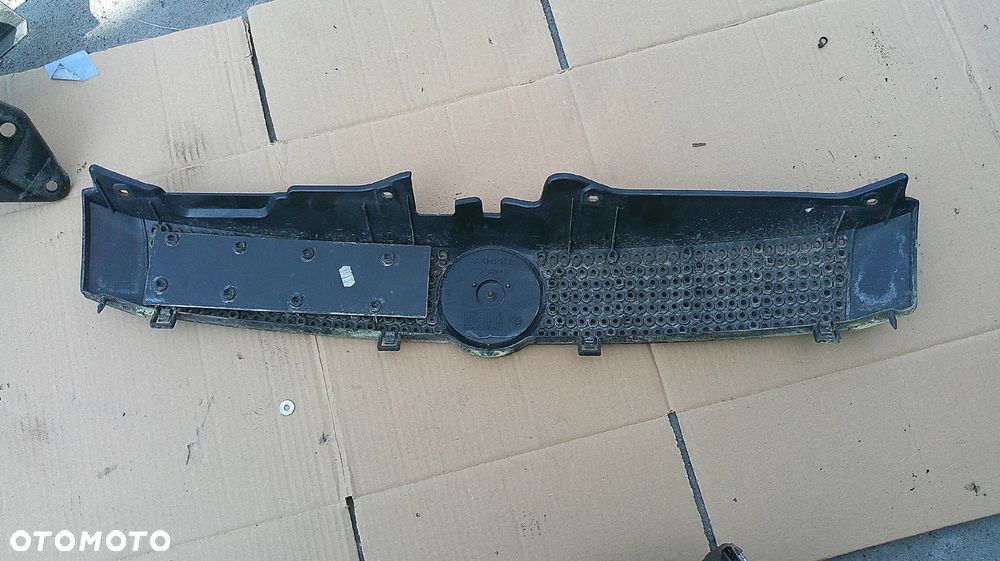 FIAT PANDA II ATRAPA GRILL - 2