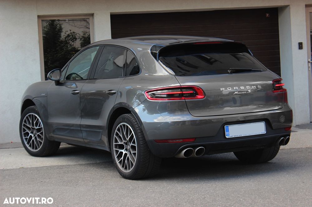 Porsche Macan - 4
