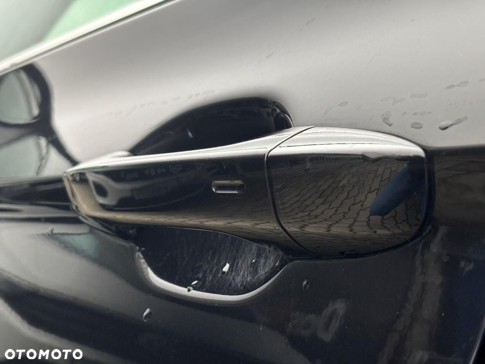 Volkswagen Passat - 9