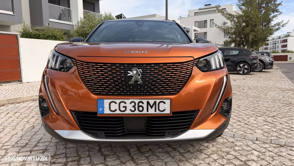 Peugeot e-2008 50 kWh GT - 6