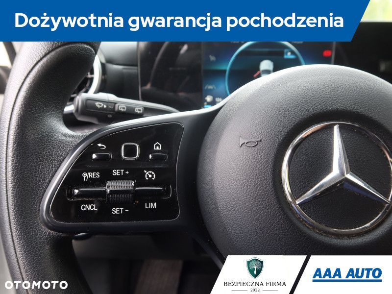 Mercedes-Benz CLA - 21
