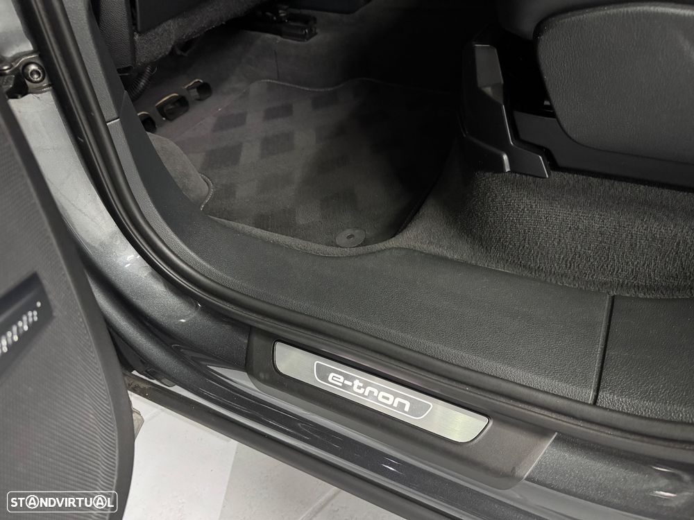 Audi Q7 - 15