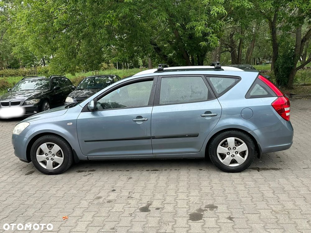 Kia Ceed 1.6 Crdi Comfort - 3