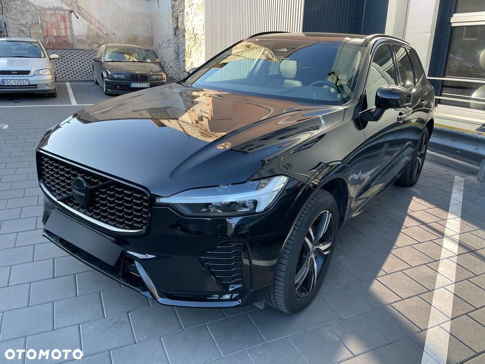 Volvo XC 60 B5 D AWD Plus Dark - 1