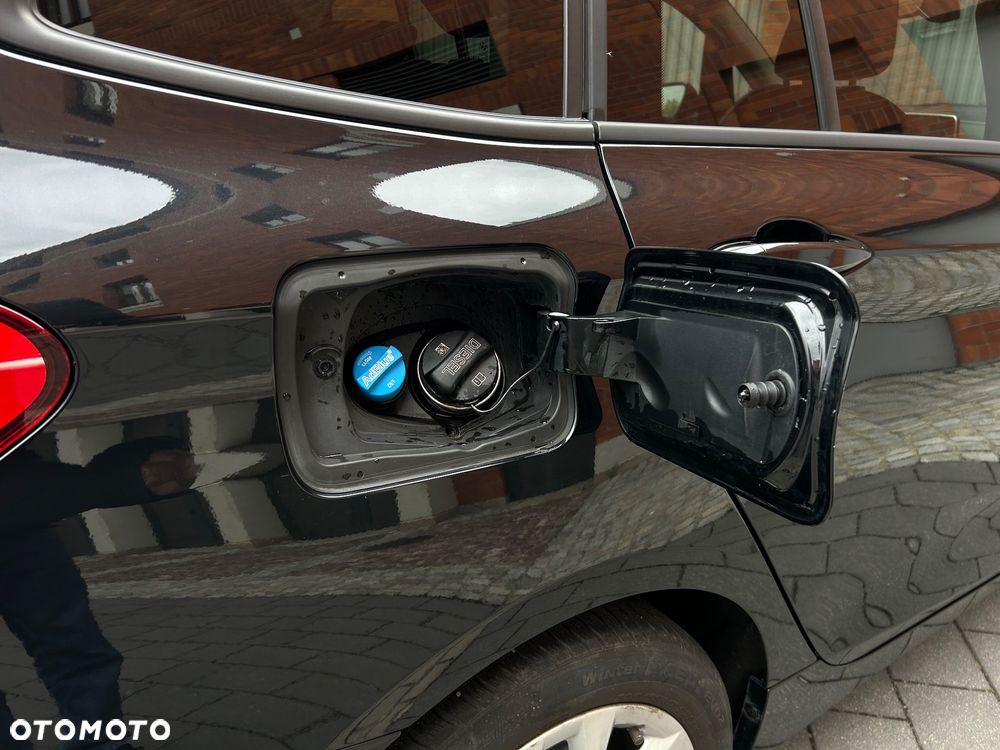 BMW Seria 2 218d Advantage sport - 29