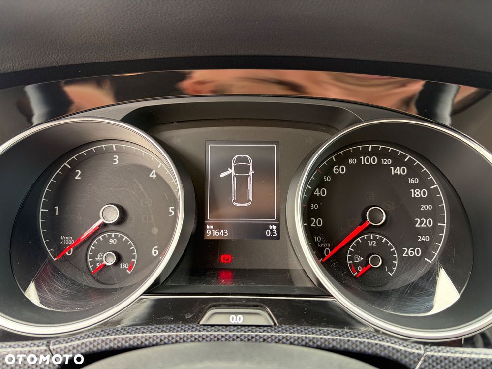 Volkswagen Touran 2.0 TDI SCR DSG UNITED - 20