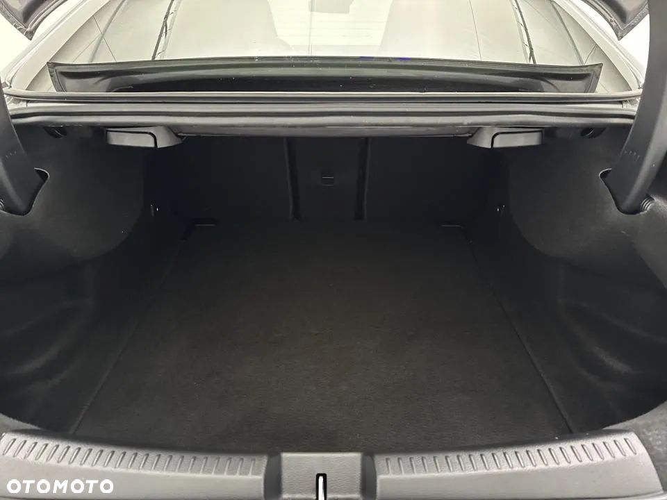 Mercedes-Benz CLA 220 4-Matic AMG Line 7G-DCT - 23