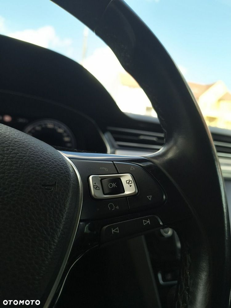 Volkswagen Passat 2.0 TSI BMT 4Mot Highline DSG - 32