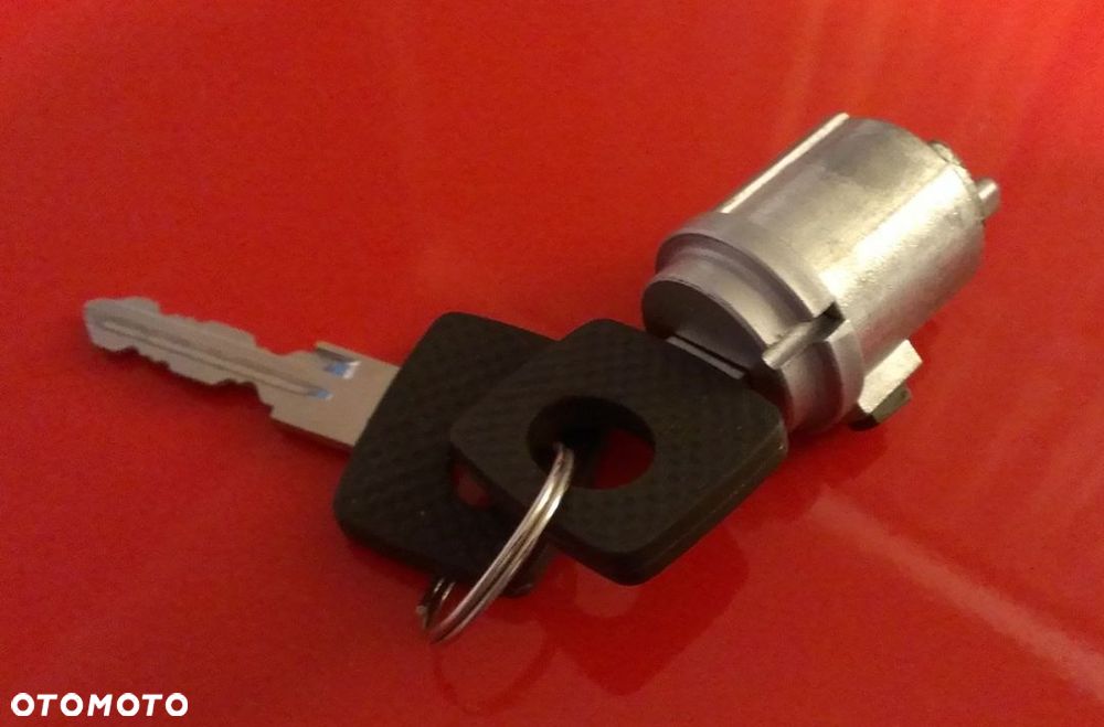 NOWA STACYJKA MERCEDES W123